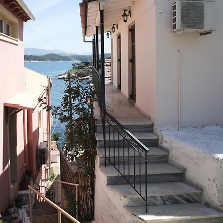 Gabriela'S Seaside House Vila Kassiopi Exterior foto